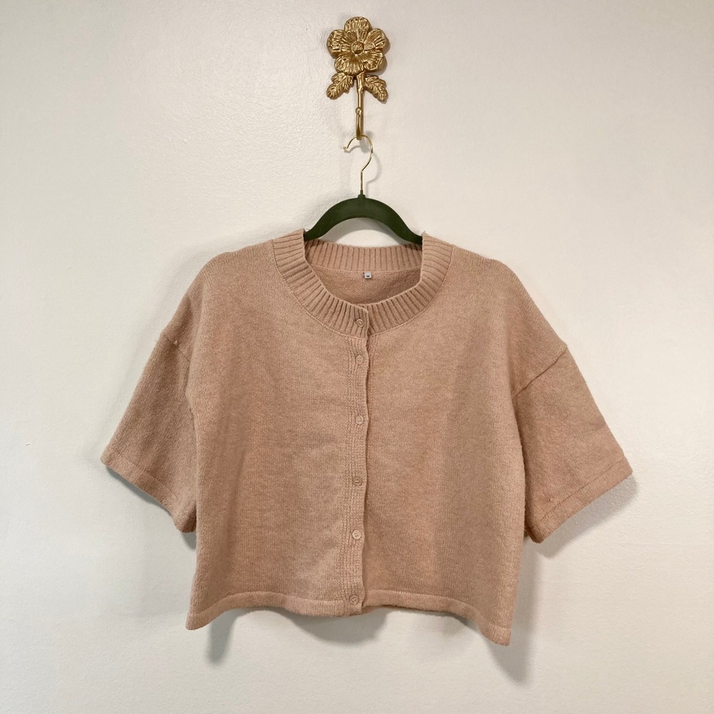 Beige Short Sleeve Cropped Knit Cardigan M Neutral Minimalist Balletcore Fall